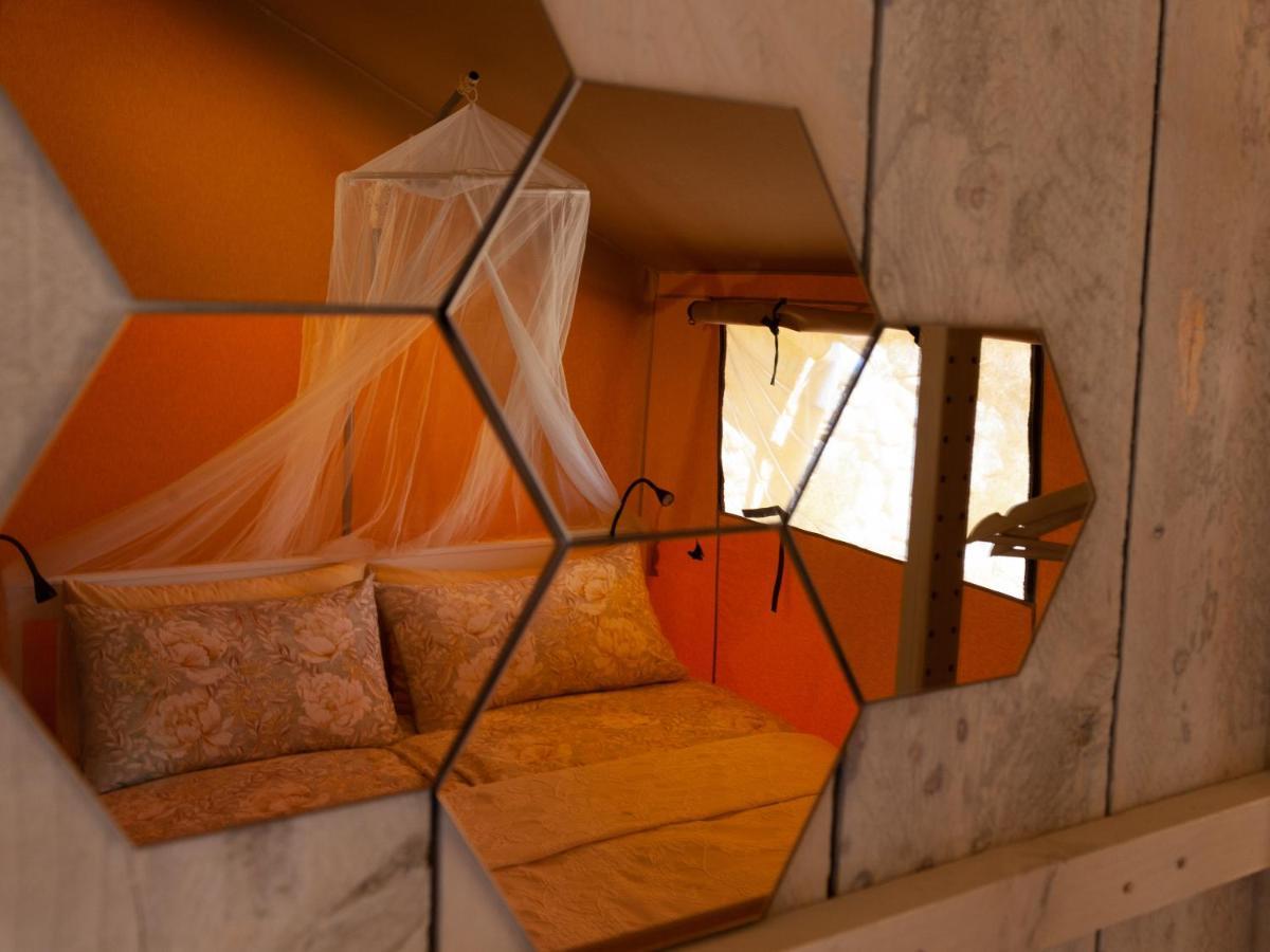 Can Elisa Safari Tent Tarbena Luaran gambar
