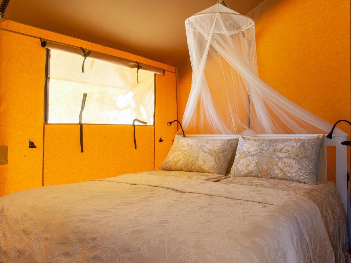Can Elisa Safari Tent Tarbena Luaran gambar