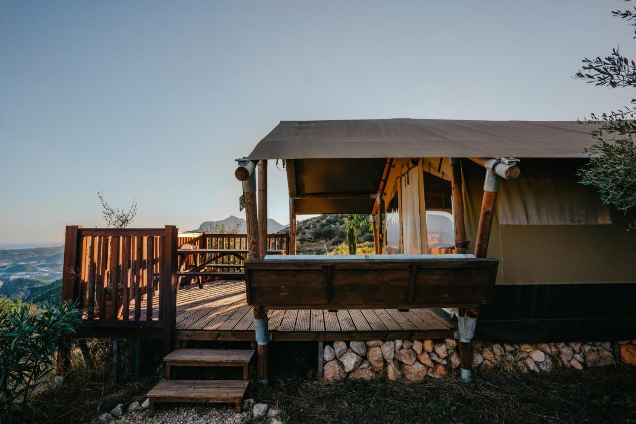 Can Elisa Safari Tent Tarbena Luaran gambar